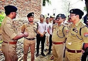 Couple, 20-year-old son murdered in Ghazipur