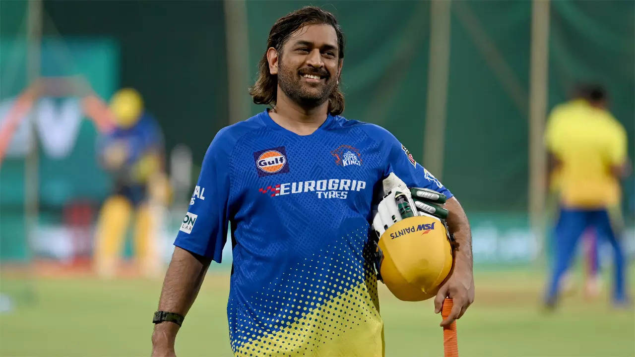 Why is Dhoni not playing in the World Champions of Legends?