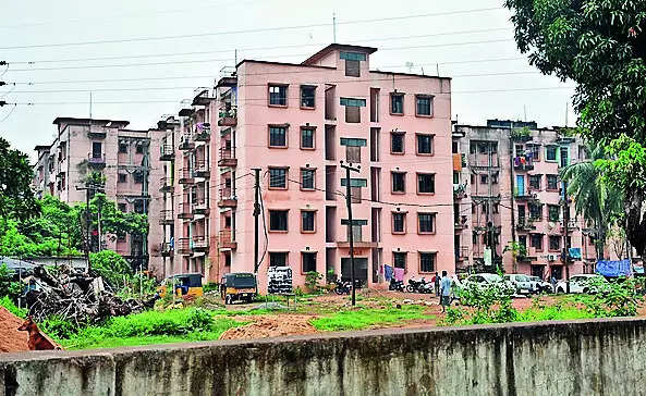 Govt plan to complete houses under PMAY-U