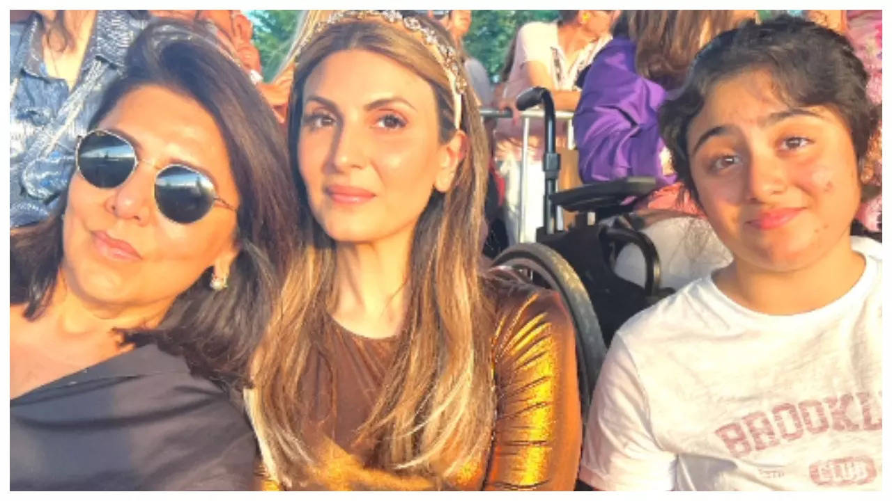 Riddhima Kapoor shares a picture with Neetu Kapoor and Samara from Taylor Swift’s concert; says, 'We are certified Swifties’ Filmymeet