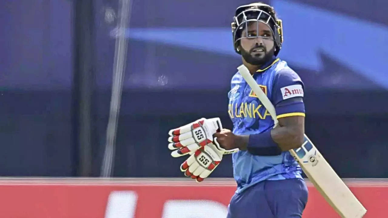 Hasaranga quits Sri Lanka T20 captaincy before India series