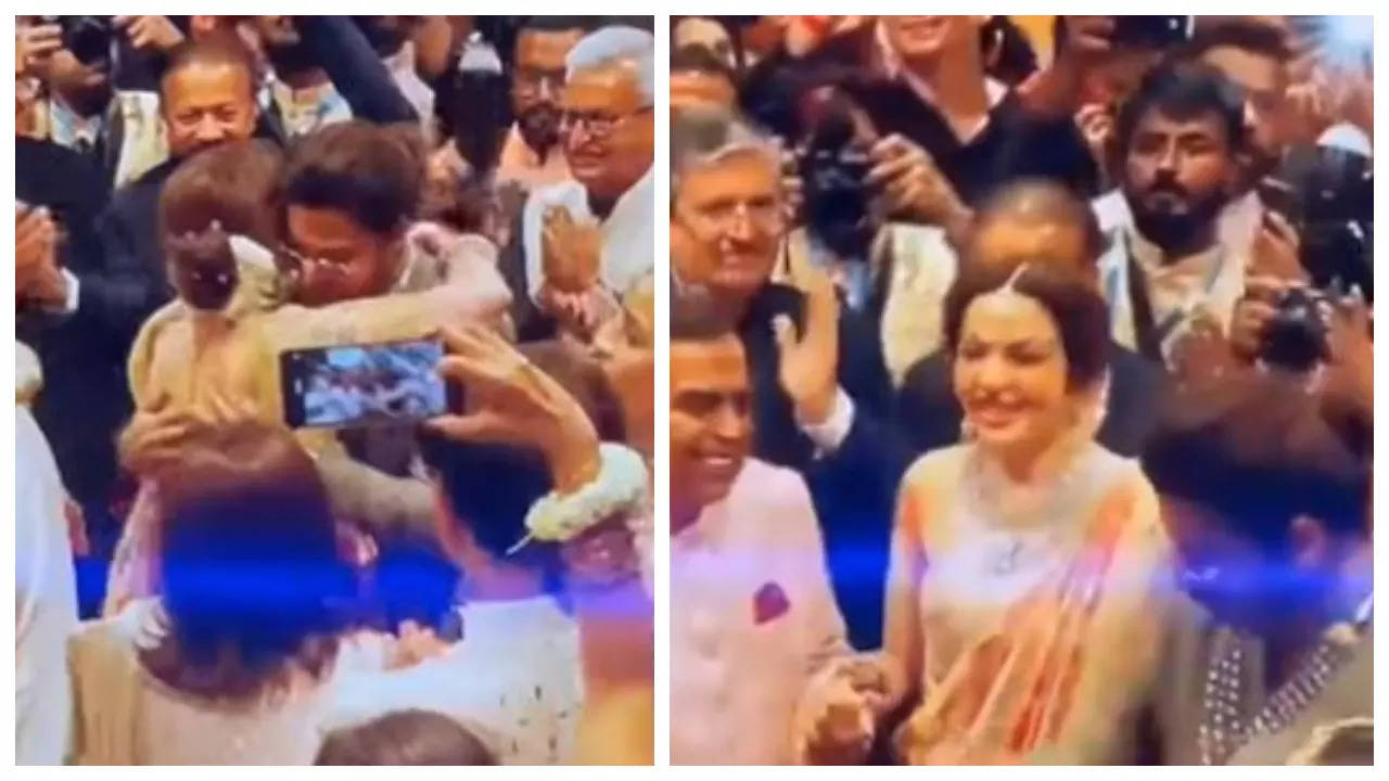 Shah Rukh Khan gives a warm hug to Nita Ambani; shows her ‘Pathaan’ moves at Anant Ambani and Radhika Merchant’s wedding – WATCH video | – Times of India