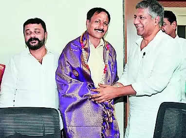 With BJP’s backing, Mugad gets elected as Dharwad Milk Union prez