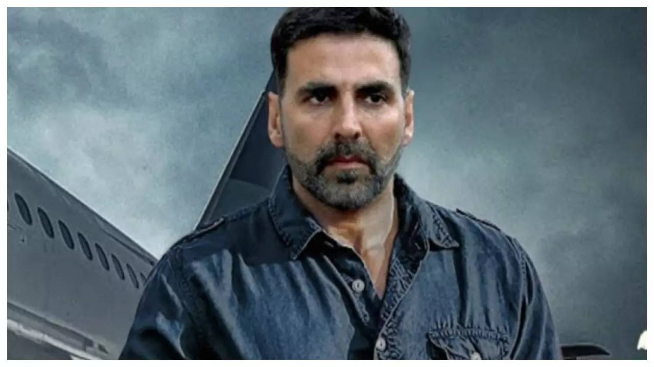 'Sarfira' box office collection Day 1: Akshay Kumar records one of his LOWEST opening day collections | Filmymeet