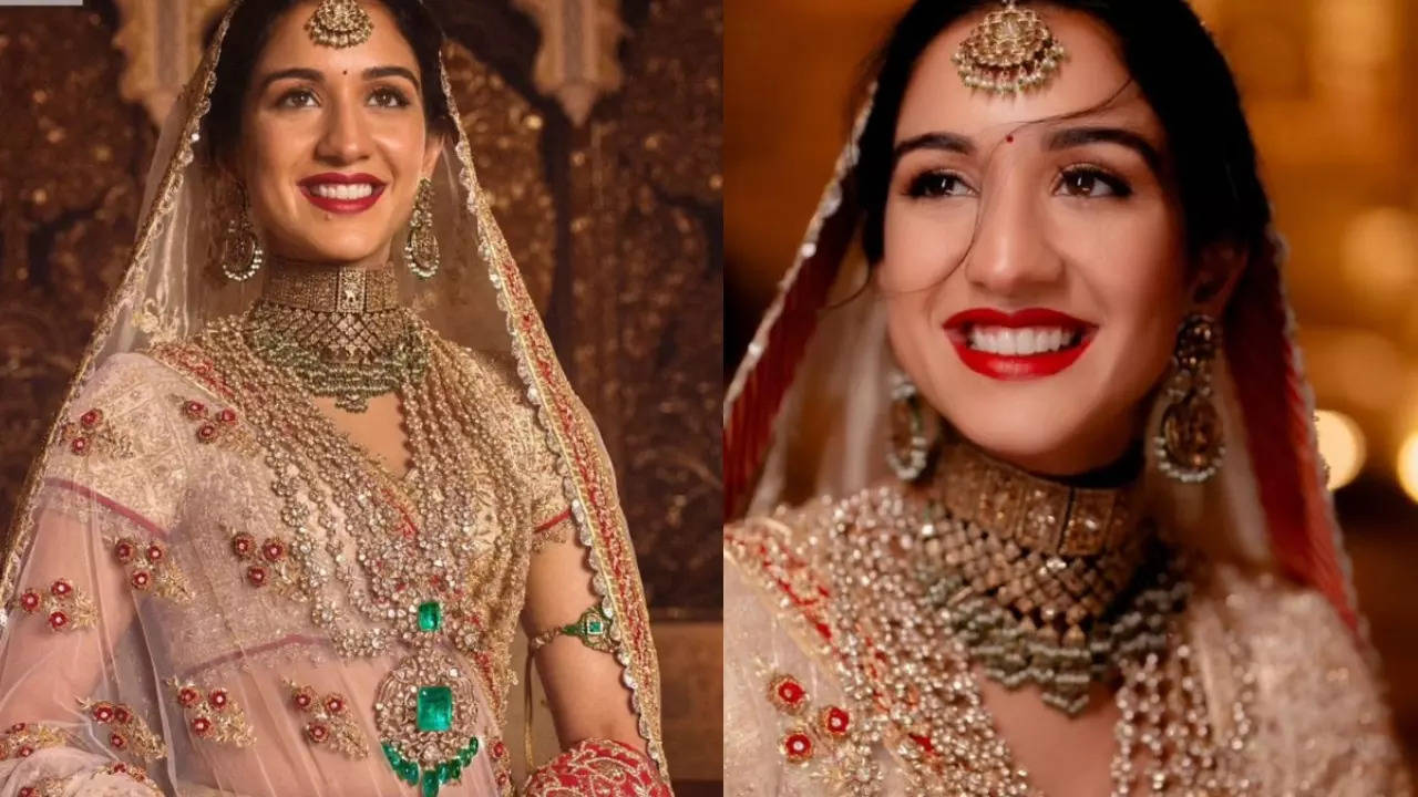 Radhika Merchant wore her sister Anjali's necklace for the wedding: Reports | Hindi Movie News Filmymeet