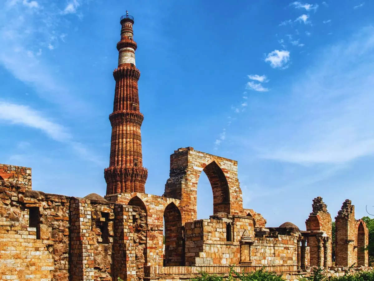 Qutub Minar leaves Agra Fort behind to become the second most visited monument by foreigners in 2023-24