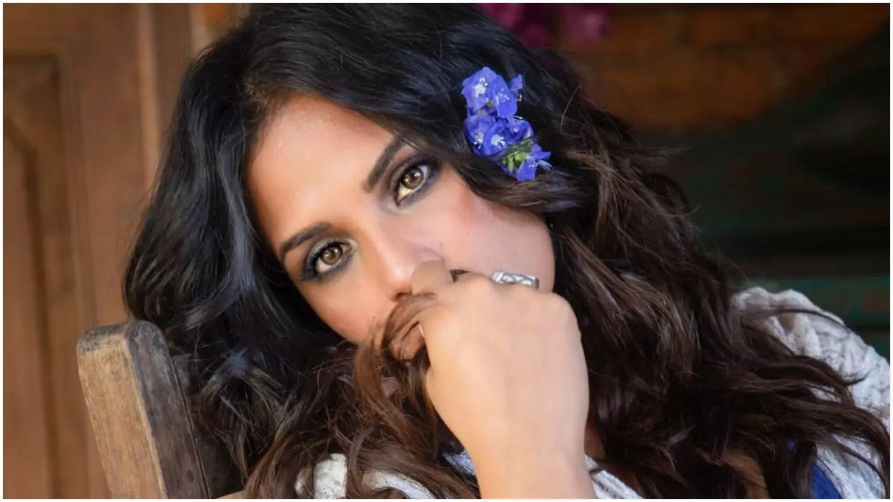 Richa Chadha excitedly anticipates arrival of her baby with Ali Fazal with a heartfelt call 'Aaja Yaar!' | Hindi Movie News Filmymeet