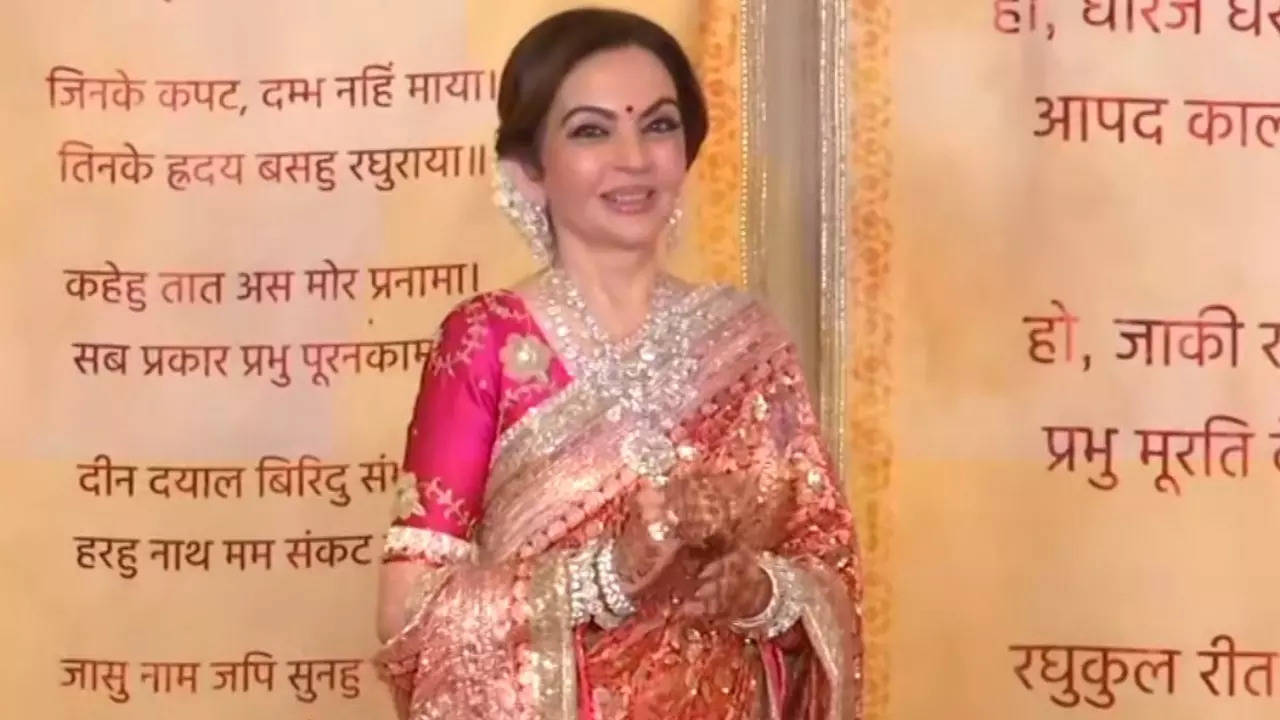 Nita Ambani thanks paparazzi for their support; Ambani family to host a special dinner for paps on July 15 - WATCH video | Filmymeet