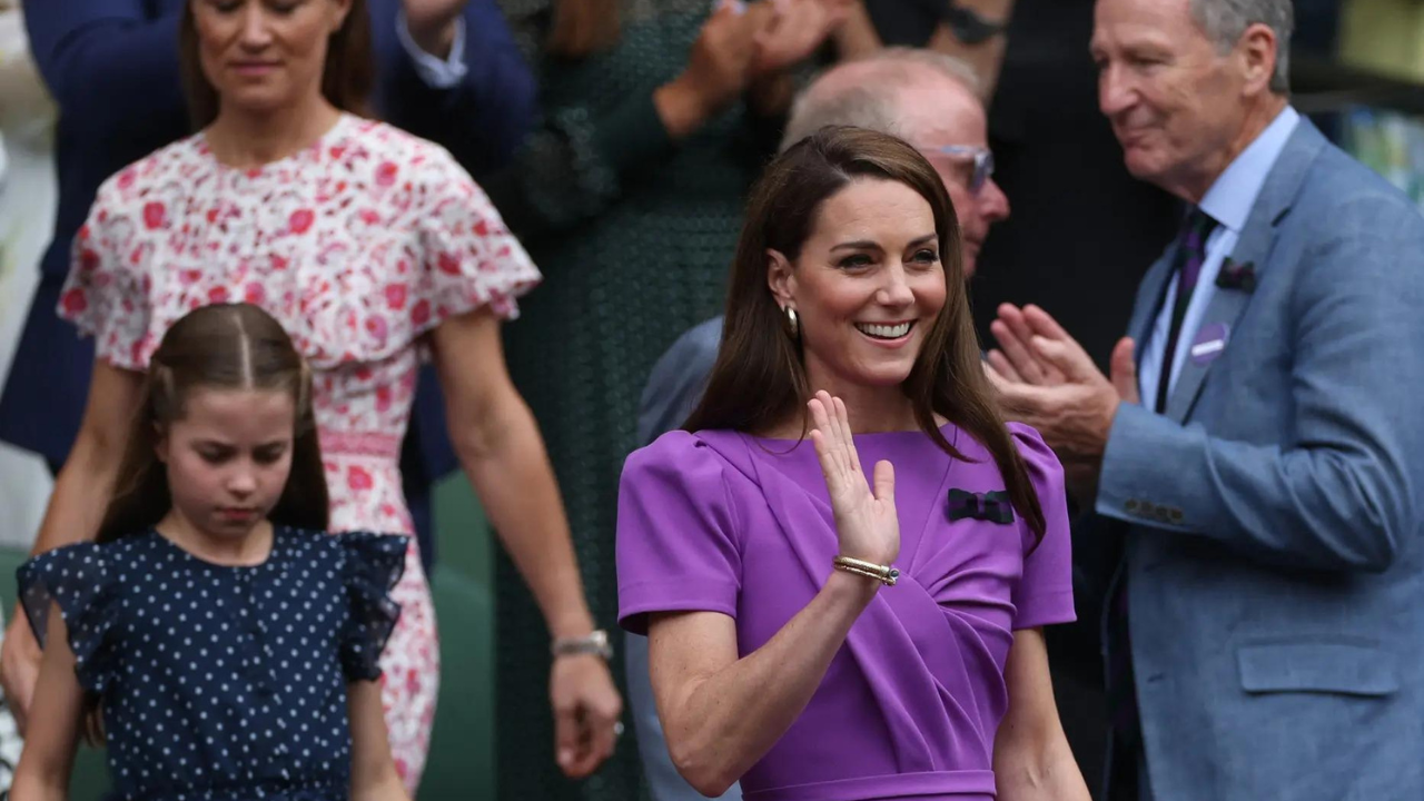 Watch: Kate Middleton receives standing ovation at Wimbledon final