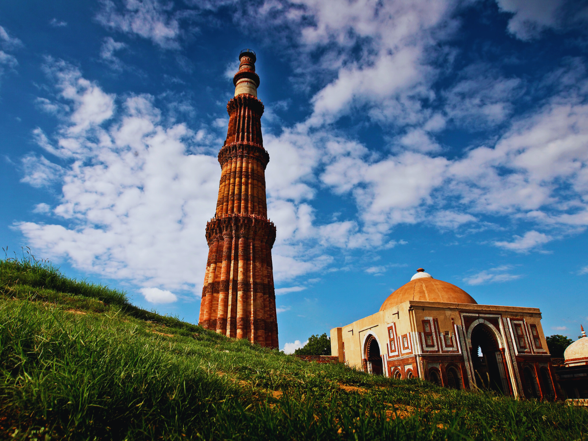 The curious case of Qutub Minar’s 1600-year-old iron pillar that refuses to corrode