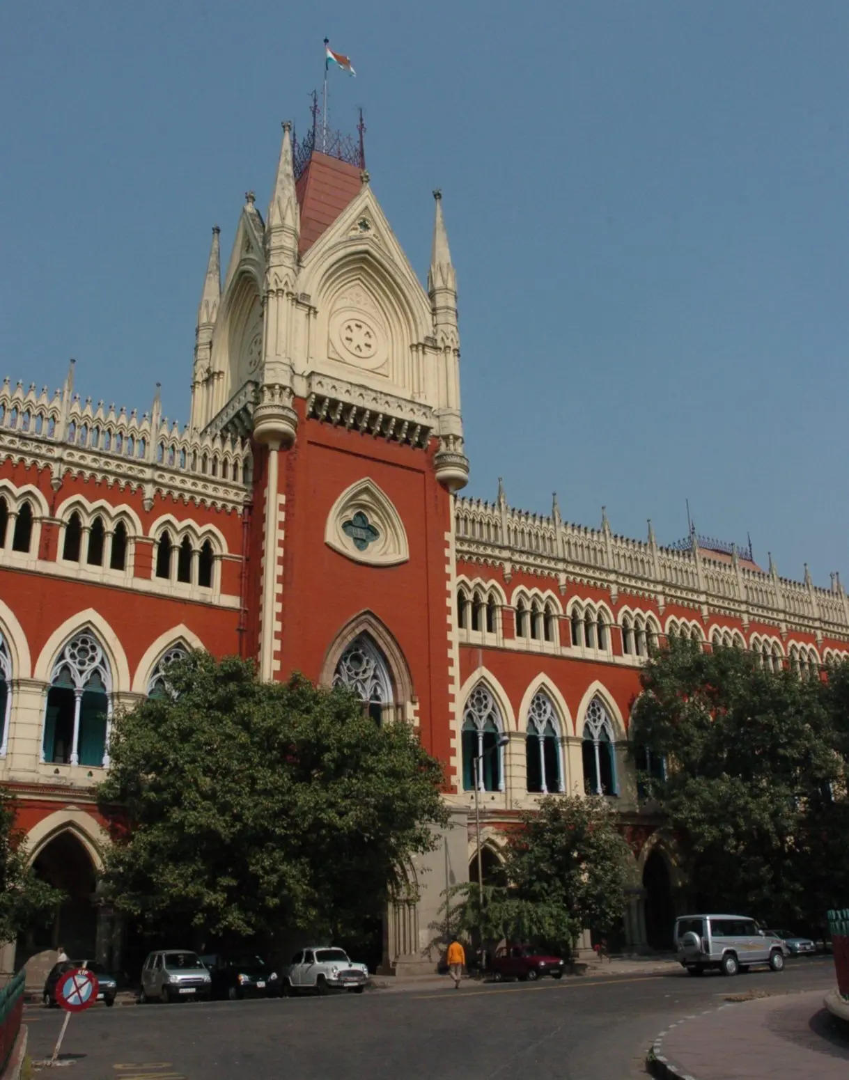 Restore ex-IPS officer’s retirement benefits: HC