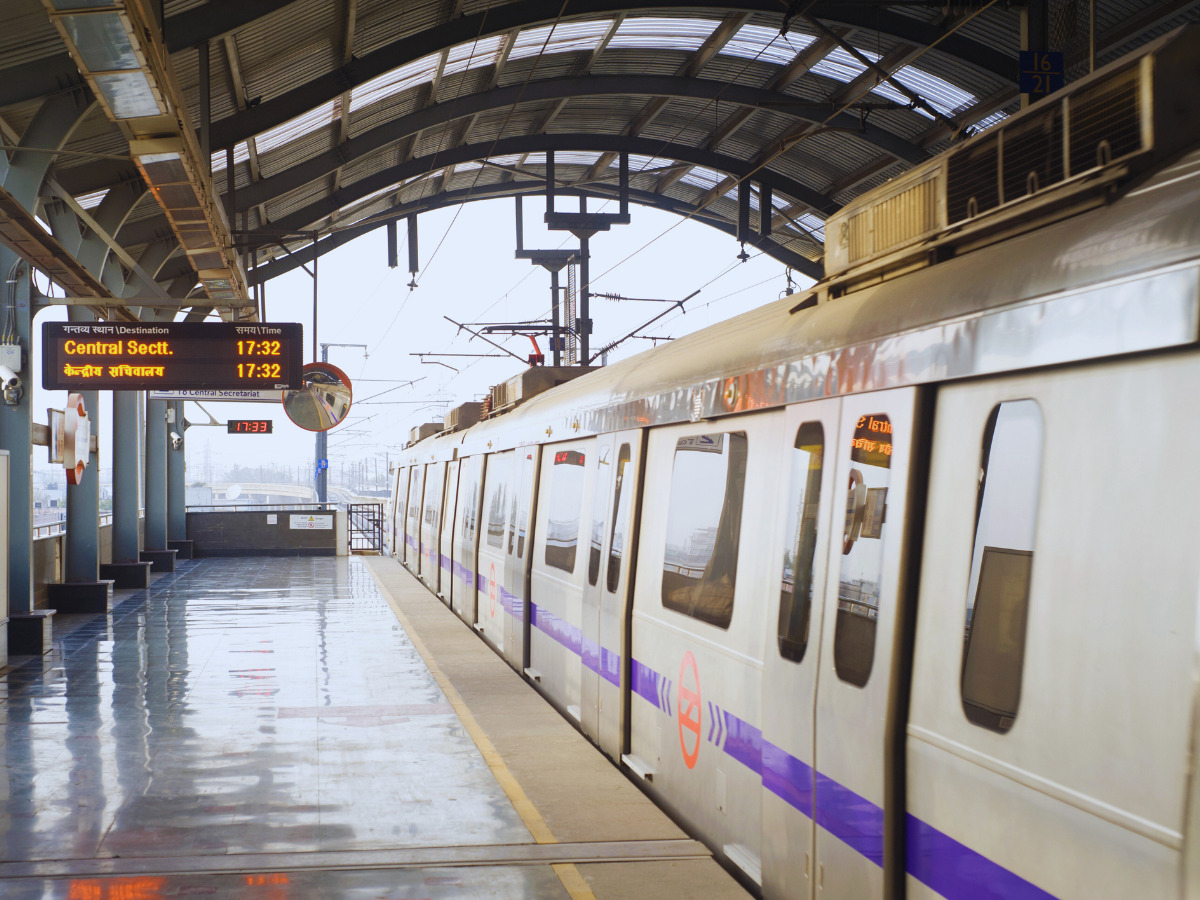 Delhi: International passengers can now avail 'Check-in & Baggage Drop' service at metro stations