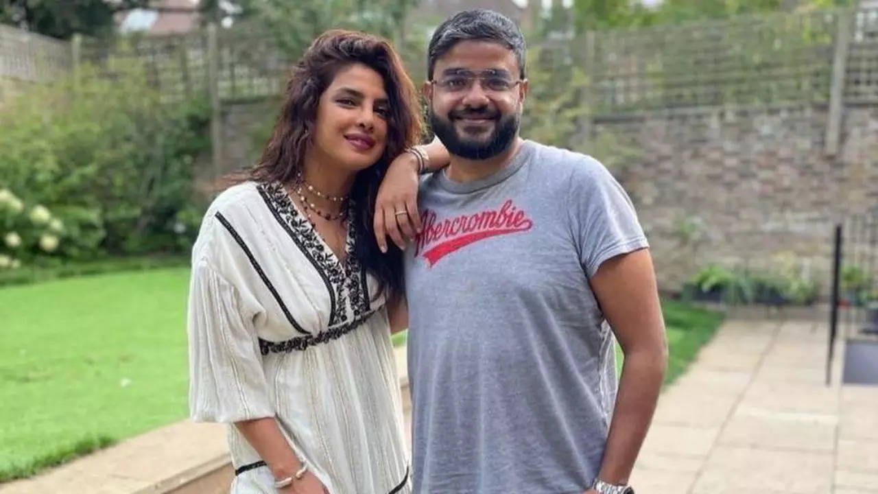 Priyanka Chopra’s brother Siddharth Chopra shares lovely throwback photos as he wishes her on her birthday; calls her a 'rockstar' - See post | Filmymeet