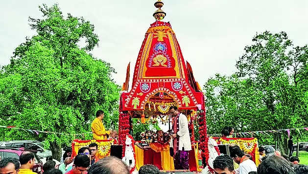 Pipili works lend identity, colour to rath yatras abroad