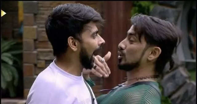 Bigg Boss OTT 3: Adnaan Shaikh and Lovekesh Kataria get into a physical fight after a heated argument