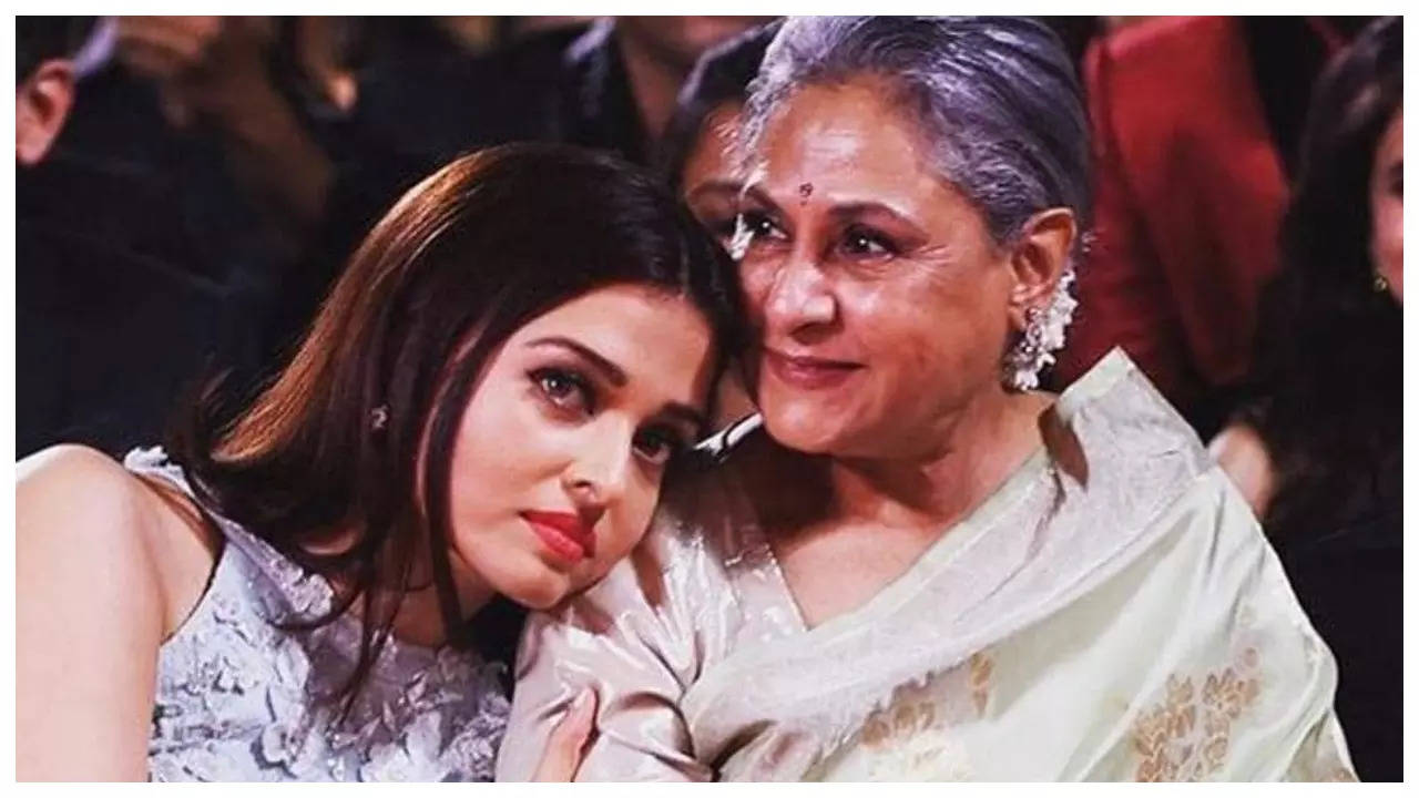 When Jaya Bachchan revealed she likes Aishwarya Rai's quality of 'standing behind': 'She listens and she is taking it all in' | Filmymeet