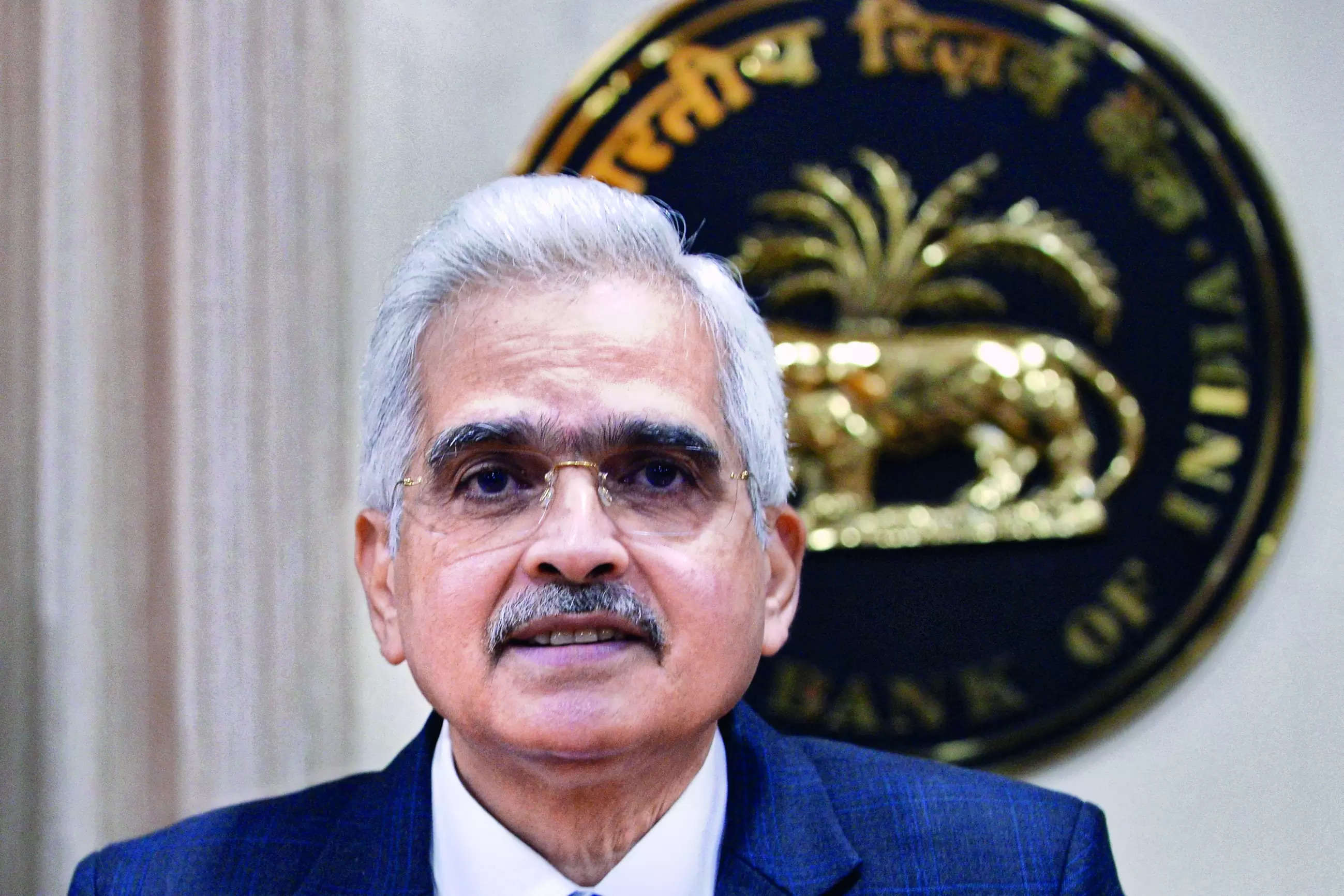 Savings are shifting from bank FDs to MFs: RBI guv