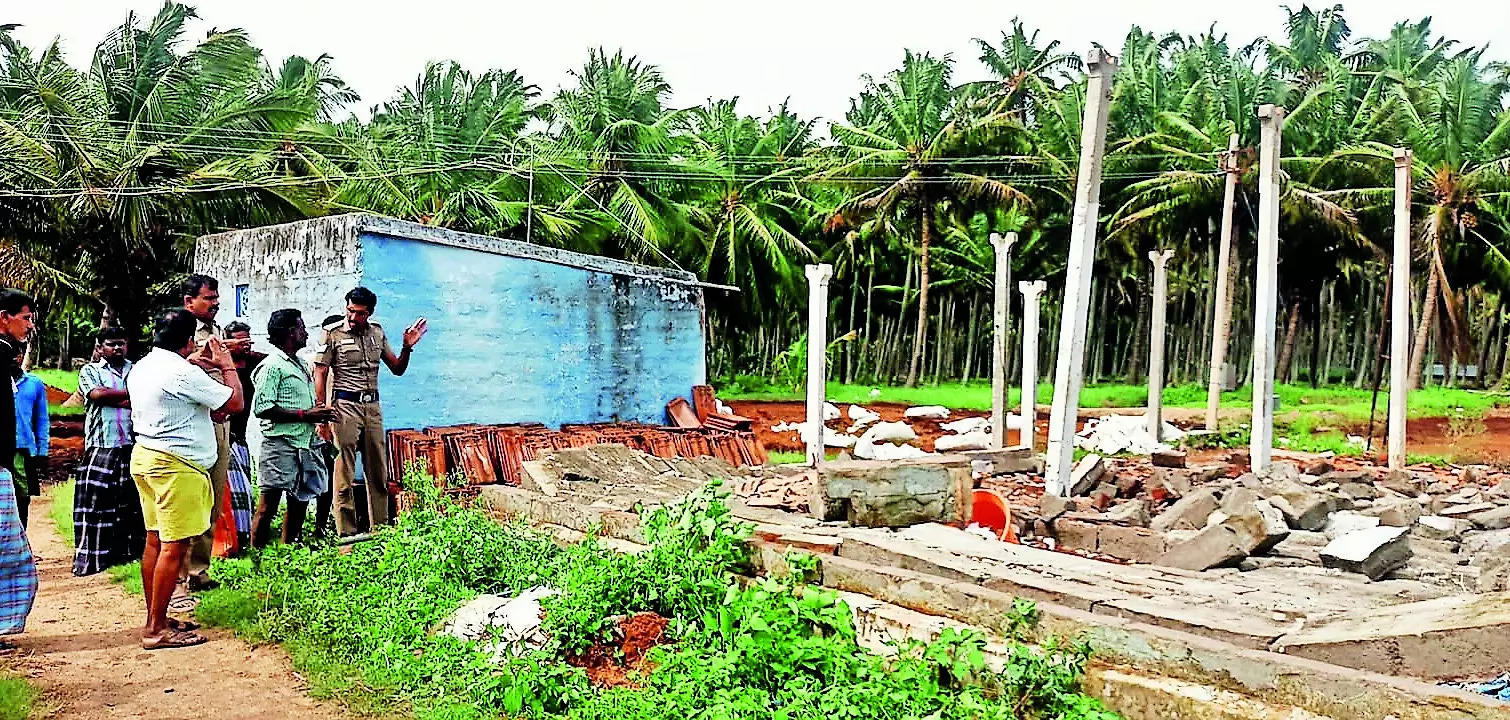Two killed, three injured in wall collapse at coir unit
