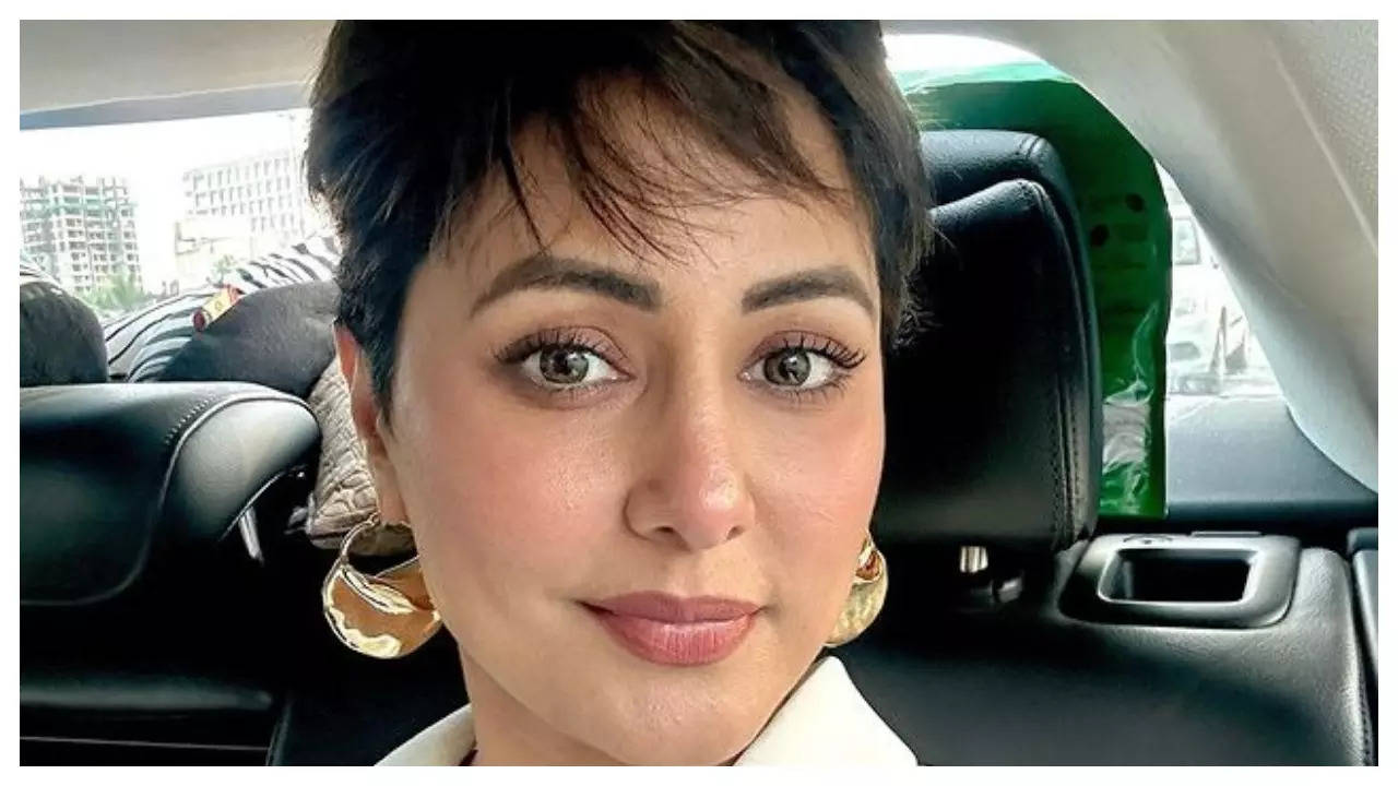 Hina Khan shares this motivational song as she battles breast cancer; her Yeh Rishta co-star Sunita Rajwar says 'Every dark cloud has a silver lining'