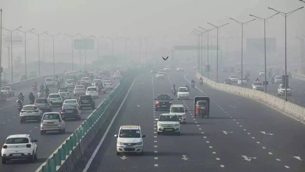 Delhi: Air you're breathing is 3rd worst in country