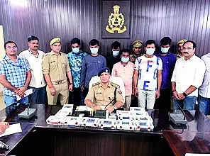 6 cyber criminals held for duping man of 72L