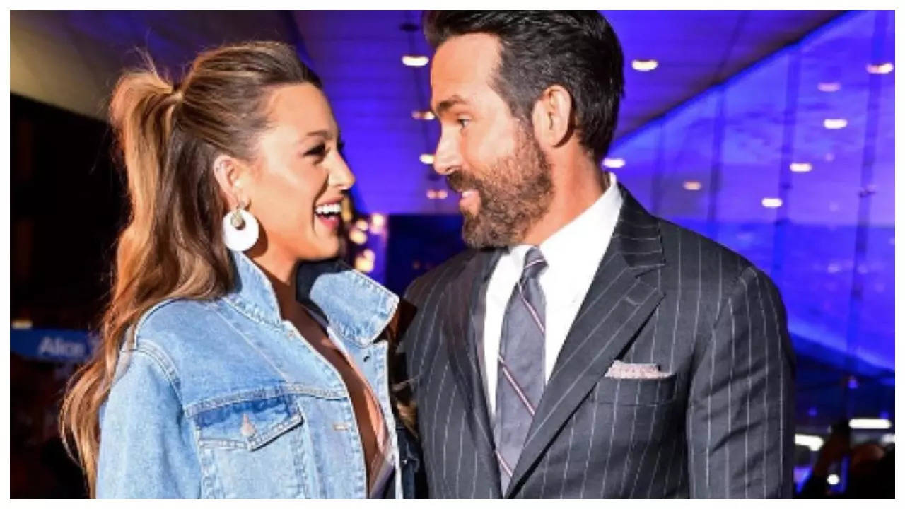 Blake Lively rubbishes DIVORCE rumours with Ryan Reynolds; shares pic kissing hunk on 'Deadpool and Wolverine' sets | Filmymeet