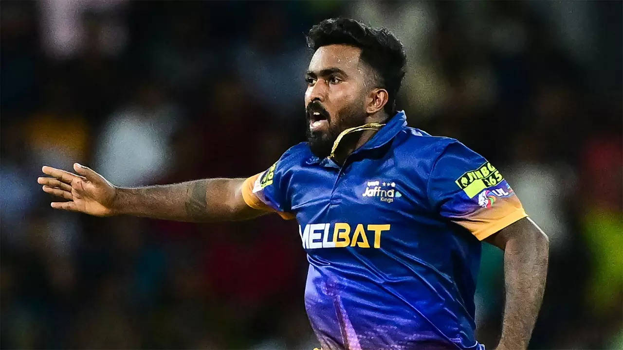 Fernando replaces injured Chameera for India series
