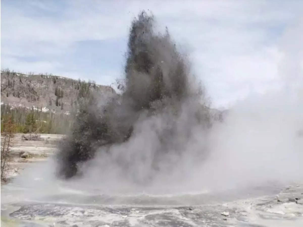 Yellowstone hit by unexpected hydrothermal explosion: What causes these events?