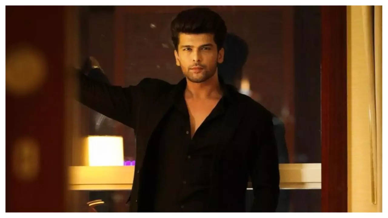 Kushal Tandon is Kriti Sanon’s neighbour in Alibaug; the actor buys a plot in the coastal town