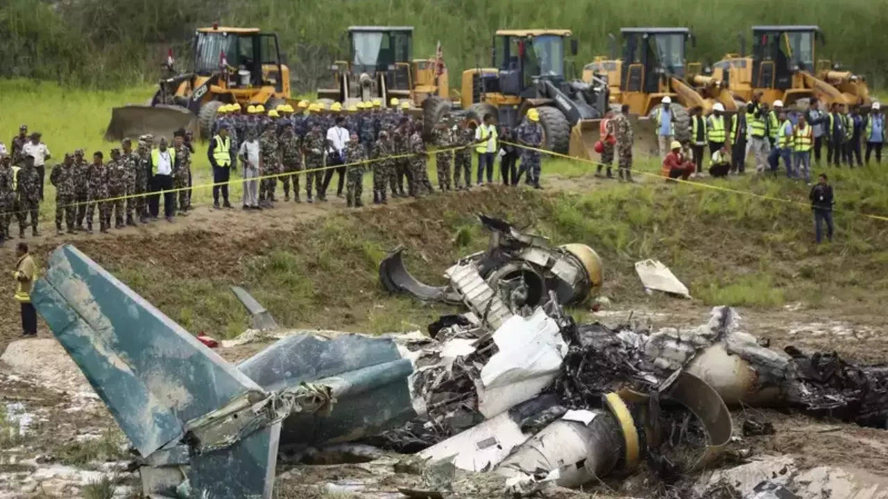 Why does Nepal suffer so many air crashes?