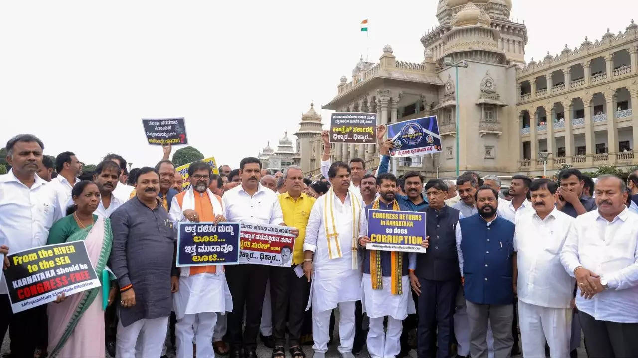 Denied Muda debate, opposition to embark on 10-day padayatra from Bengaluru to Mysuru