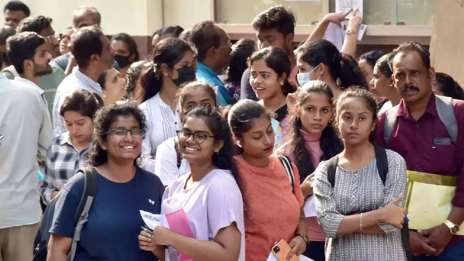 Two of 17 NEET toppers from Delhi, 4 from Rajsthan