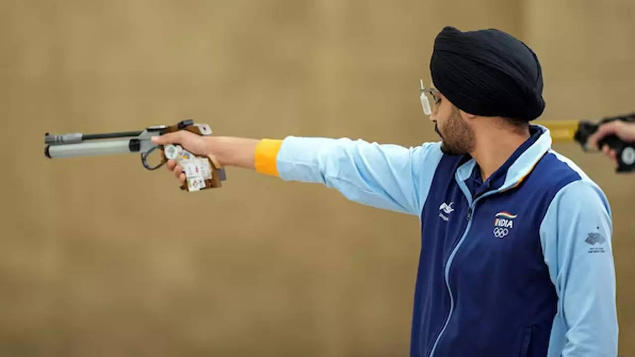 Indians fail to qualify for 10m mixed rifle and men's pistol finals
