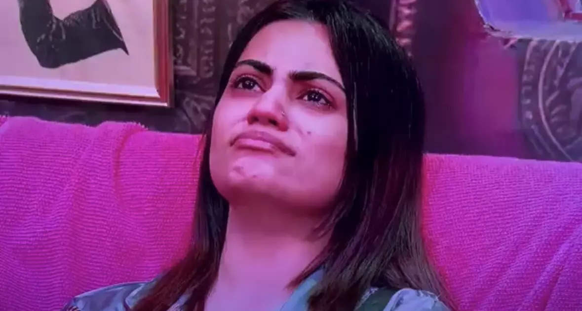 Bigg Boss OTT 3: Kritika Malik breaks down emotionally after media questions her and Armaan about polygamy; the latter says, “If I win people won’t be able to digest it”