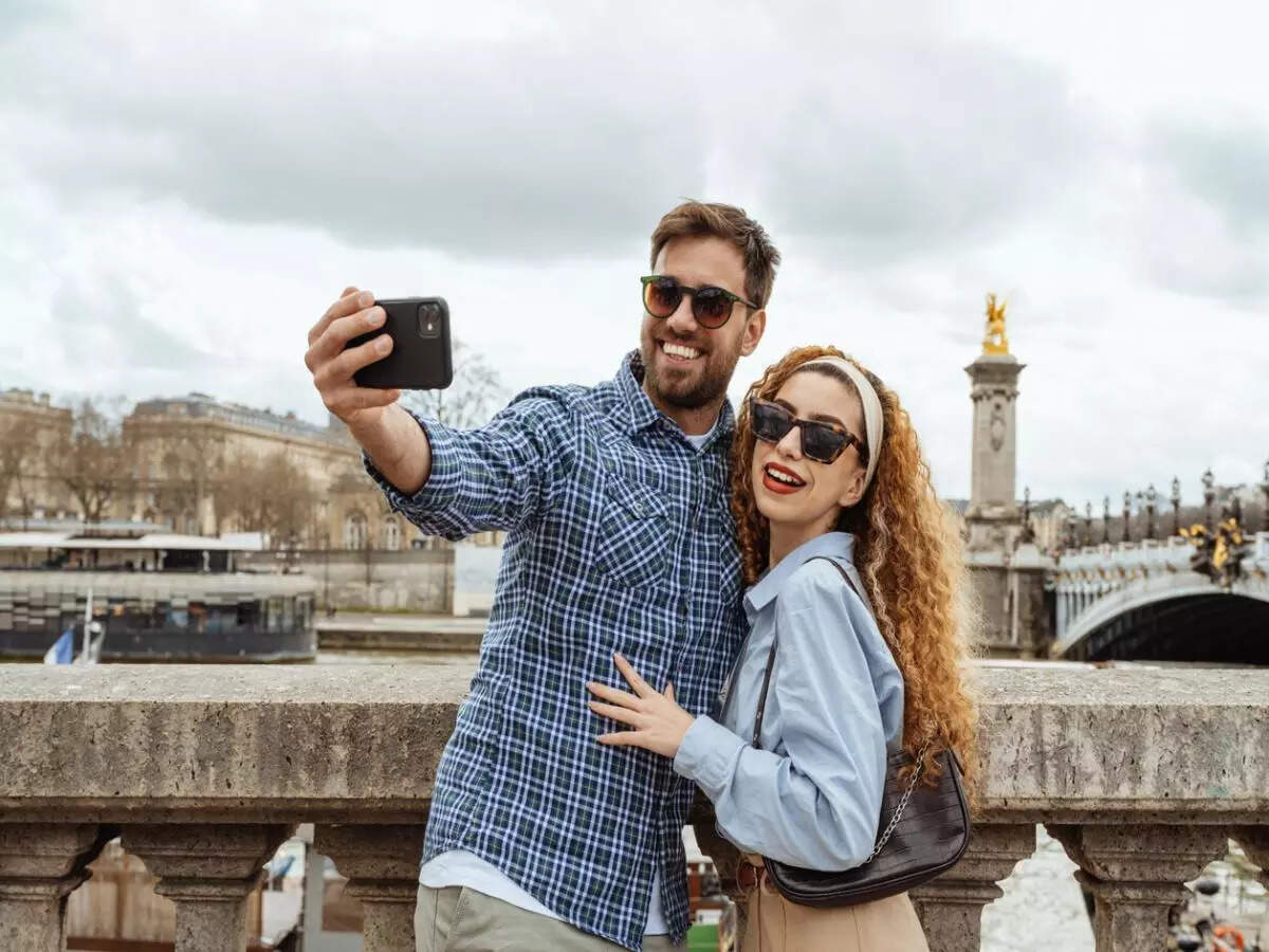Honeymoon in Paris: 5 most romantic things to do