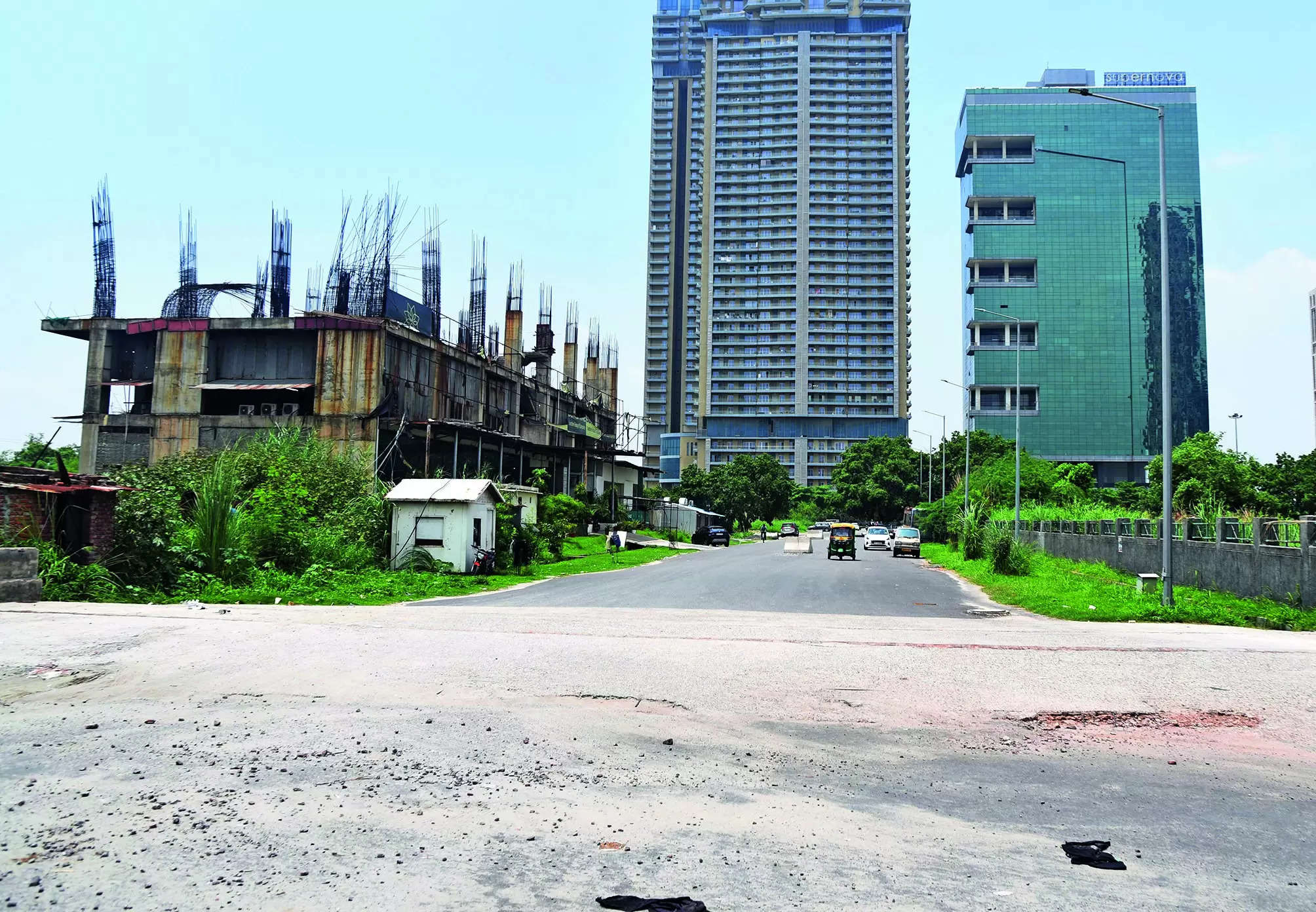 Roads not ready, HC allows ‘zero period’ waiver for firm