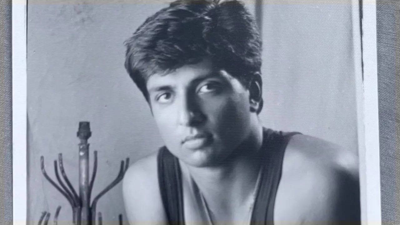 Happy birthday Suno Sood: When the actor delighted all with his “first so-called professional portfolio” and Farah Khan reacted | Filmymeet