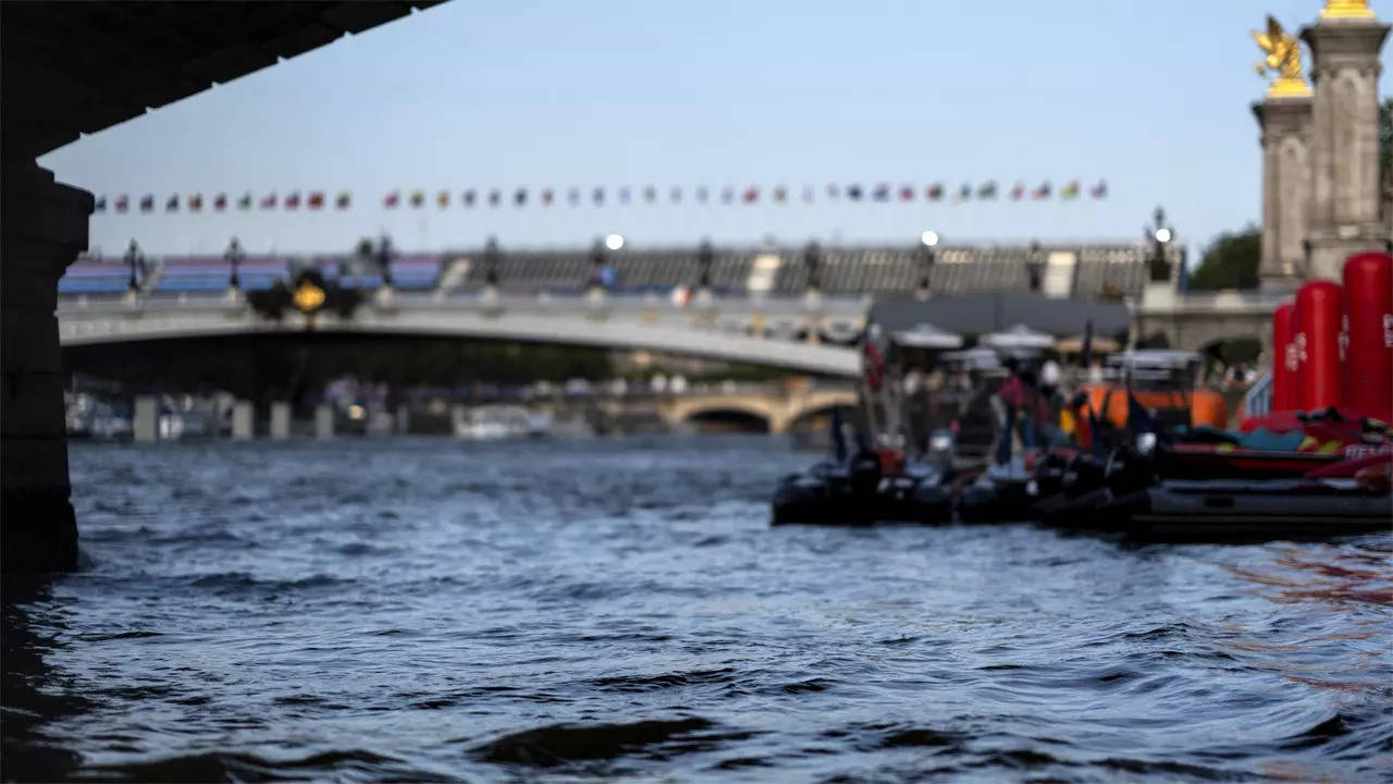 Men's triathlon postponed due to high pollution levels in Seine