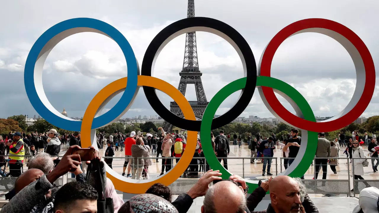 Protesters target Israeli team at 2024 Paris Olympics, chant ‘heil Hitler’ during match