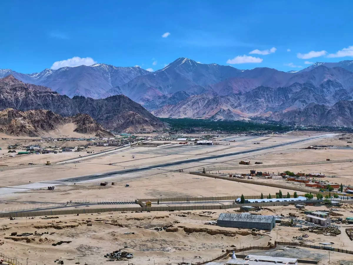 Leh: Flights cancelled due to heat wave; experts explain why flights couldn’t take off