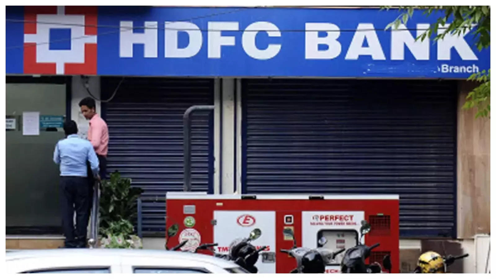 HDFC Bank advises customers to be cautious of fake trading platforms