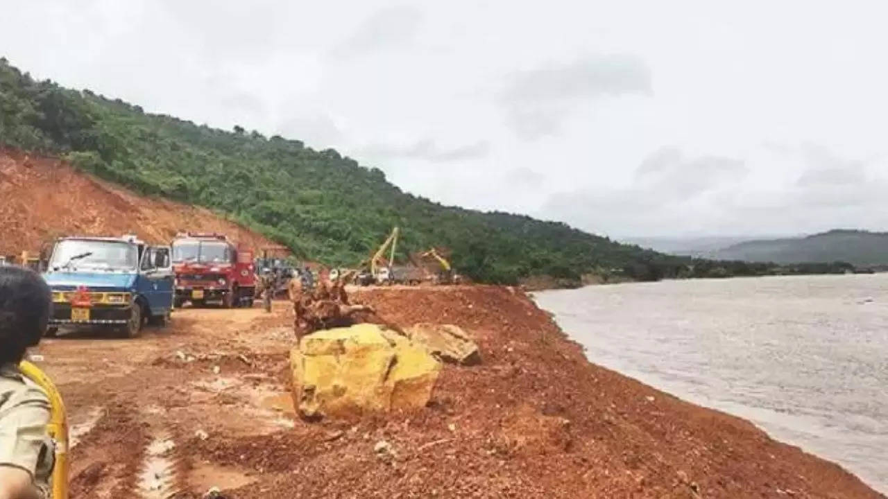 Karnataka sets 1-month deadline to shut illegal works in Western Ghats