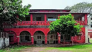 Activists demand heritage tag for Utkal Ashram in silk city