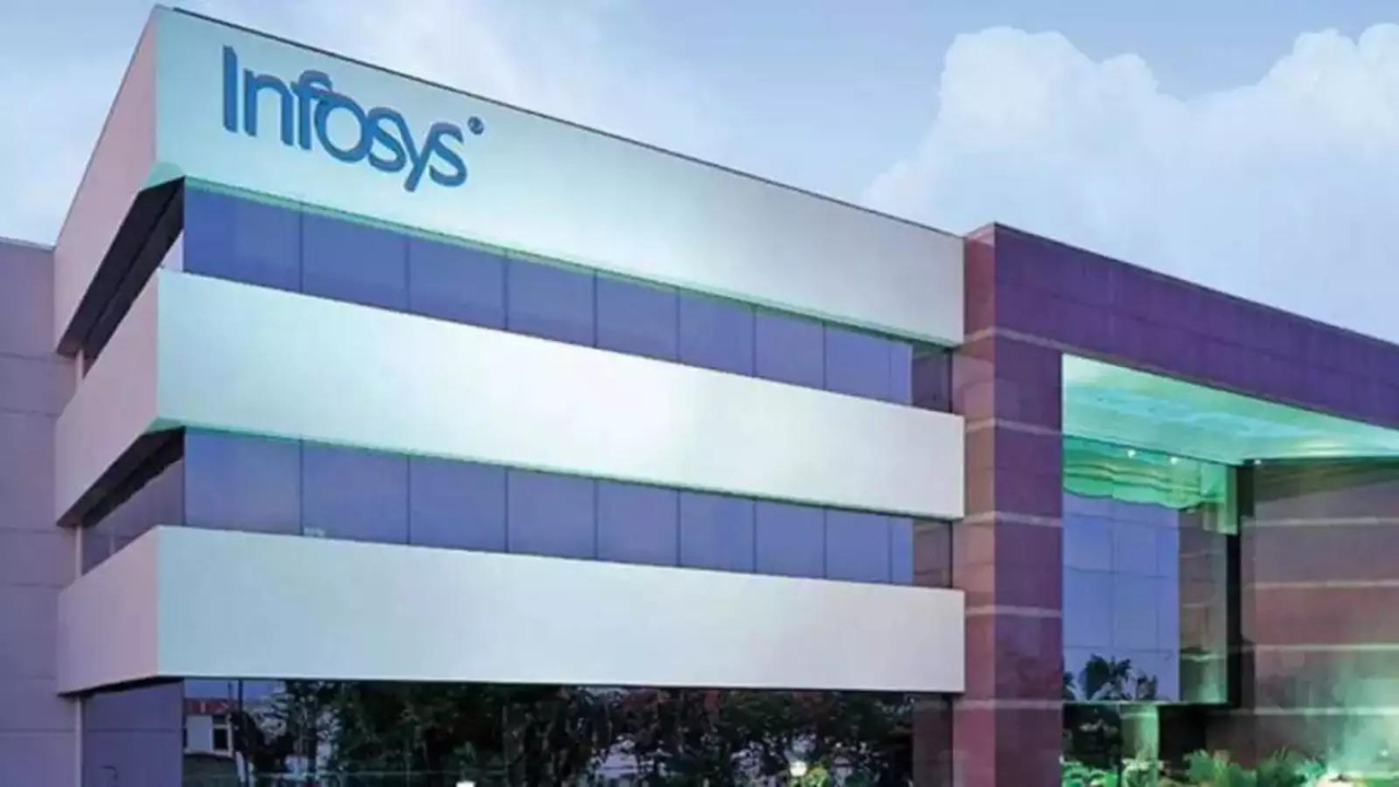 32,000 crore Infosys tax controversy may not drag on for too long