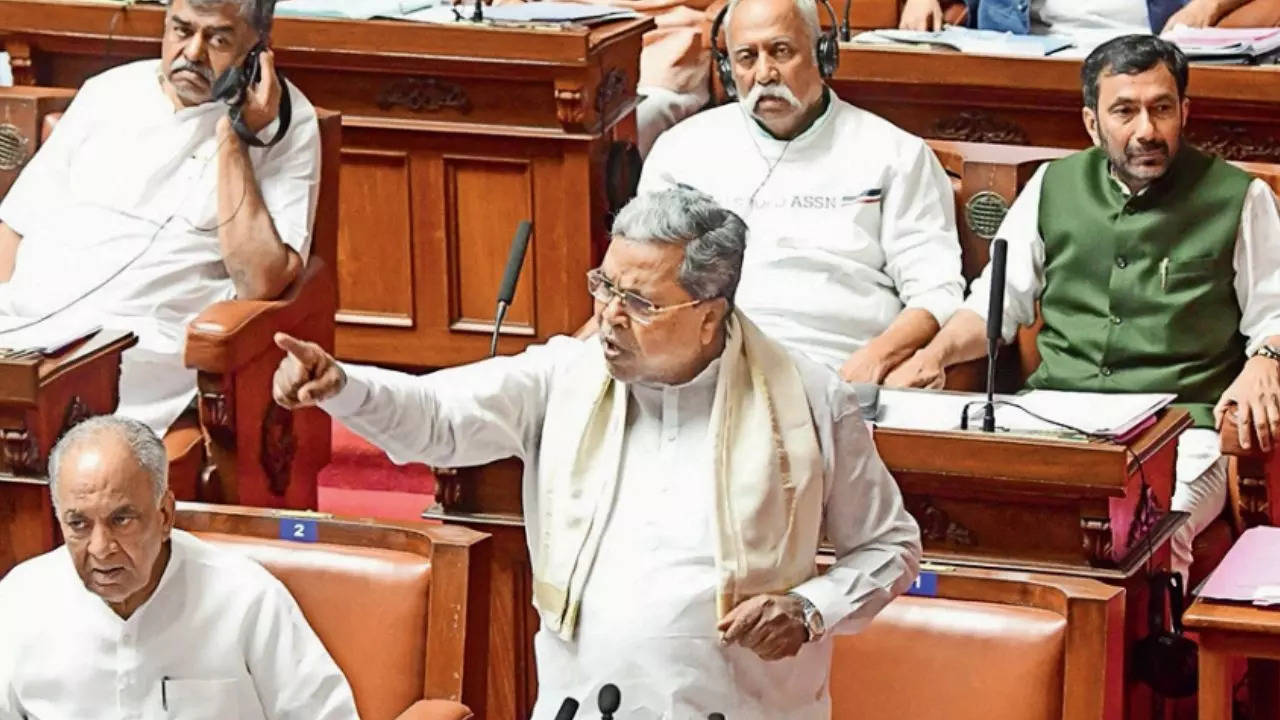 Karnataka CM Siddaramaiah: Governor a BJP puppet, will not respond to his notice
