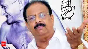 Kerala opposition leaders Ramesh, Satheesan for donation; KPCC president KS against it