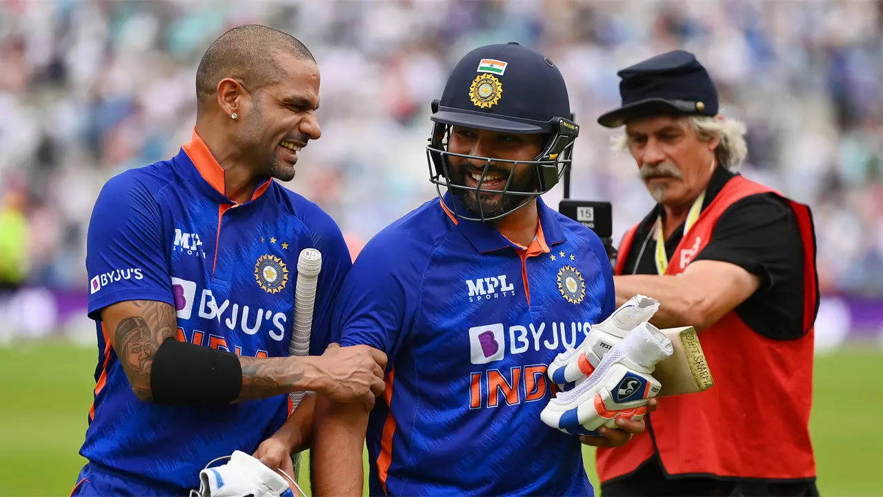 'Usse achha lagta tha jab mai ek gana gaata tha': Dhawan on friendship with Rohit