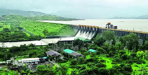 Lonavla receives over 350mm rainfall in 33 hours; waterlogging disrupts traffic