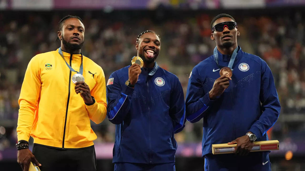 Noah Lyles only led one time during a 100m sprint for the ages