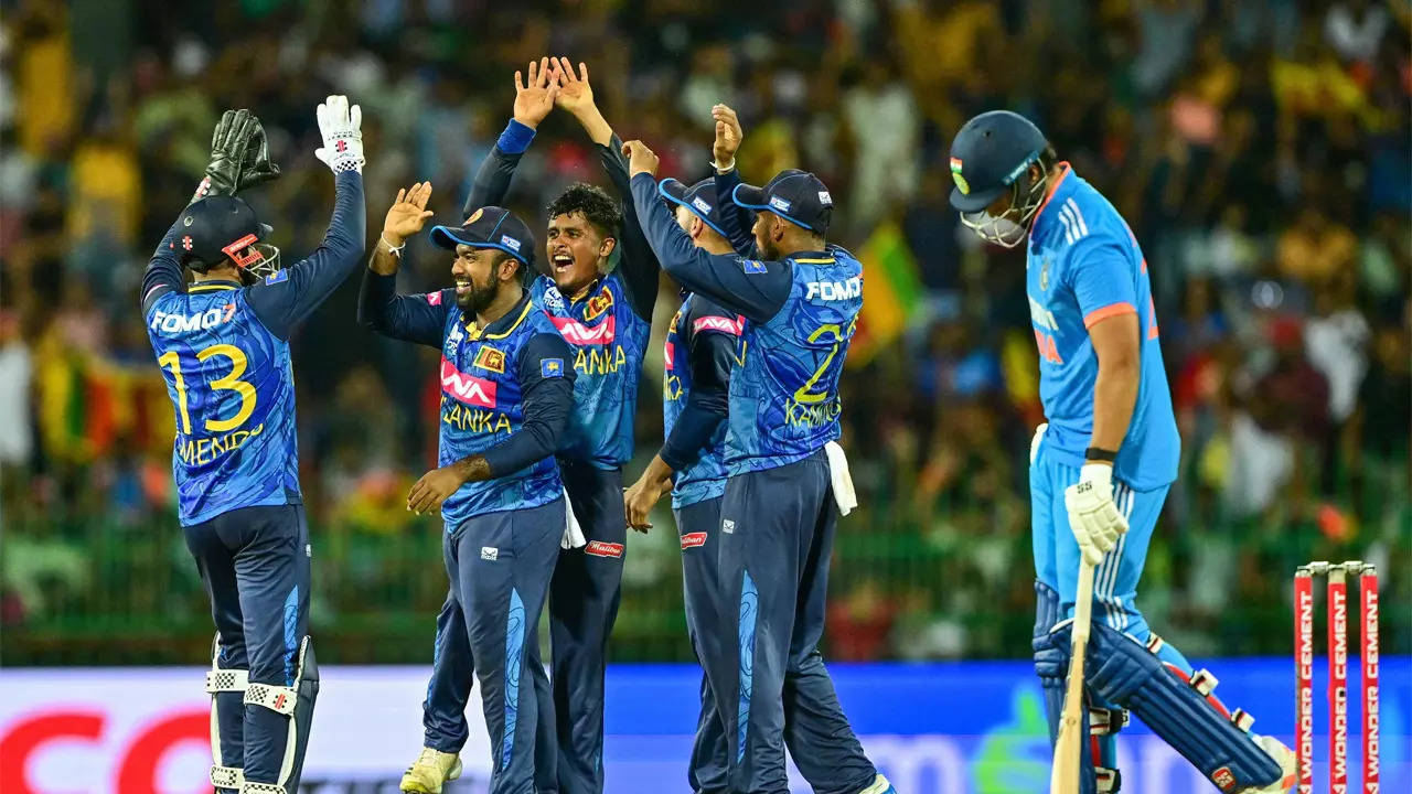 3rd ODI: Will India stave off SL to keep 27-year record intact?